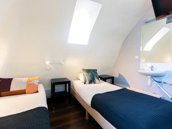 Quentin Arrive Hotel : photo 4 de la chambre chambre lits jumeaux avec salle de bains commune