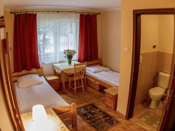 Hostel Rest : photo 7 de la chambre chambre familiale