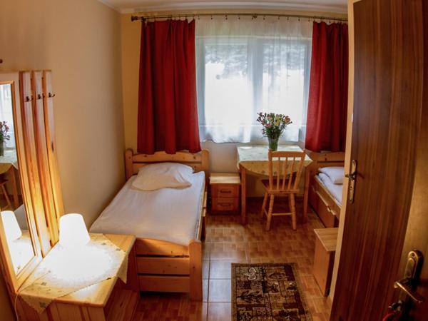 Hostel Rest : photo 9 de la chambre chambre familiale