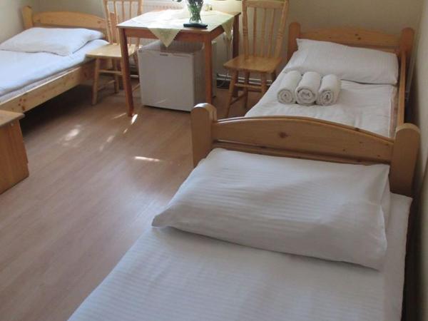 Hostel Rest : photo 7 de la chambre chambre triple confort