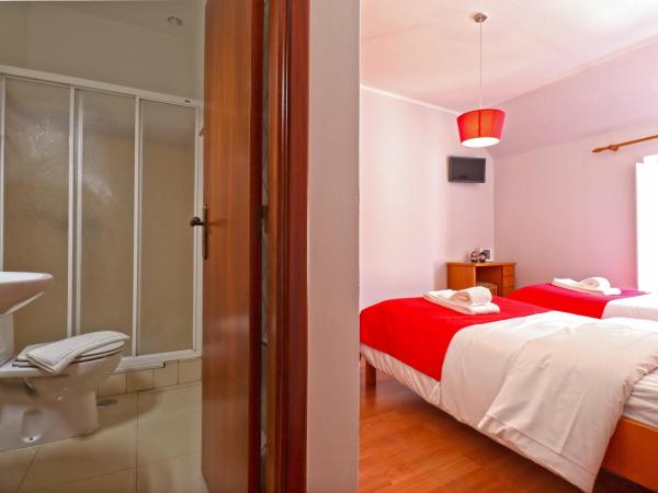 Dolce Vianna - City Centre Rooms : photo 1 de la chambre chambre lits jumeaux avec salle de bains privative