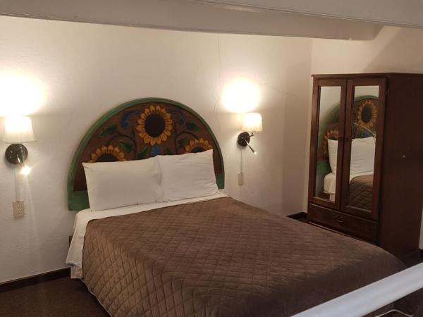 Hotel Meson Mariano Matamoros : photo 2 de la chambre studio avec mezzanine