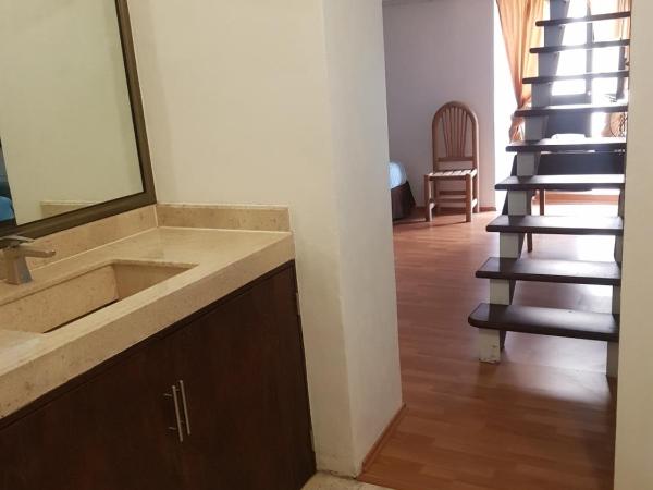 Hotel Meson Mariano Matamoros : photo 6 de la chambre studio familial