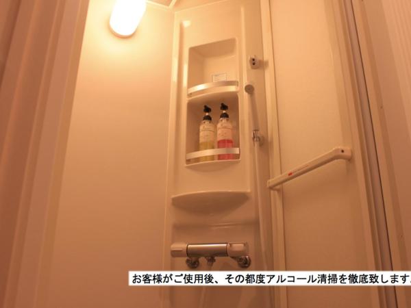 T and K Hostel Kobe Sannomiya East : photo 4 de la chambre chambre simple de style japonais avec salle de bains commune