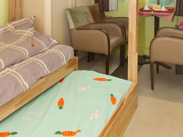 Club246 Paris Saint Martin : photo 7 de la chambre chambre quadruple confort