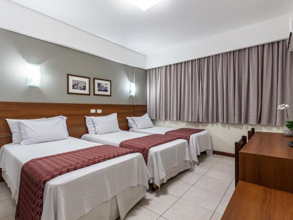 Hotel Bahia do Sol : photo 5 de la chambre chambre triple