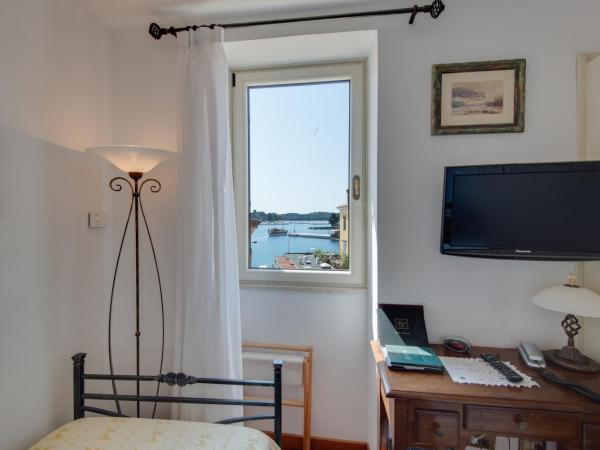 Villa Tuttorotto : photo 3 de la chambre chambre simple - vue sur mer