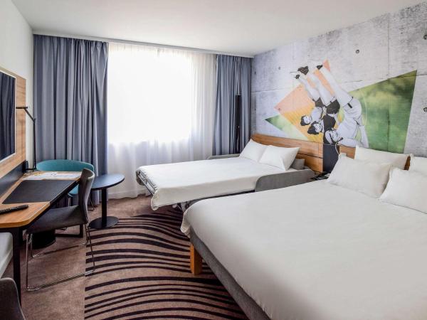 Novotel Szczecin Centrum : photo 2 de la chambre chambre double standard avec canapé