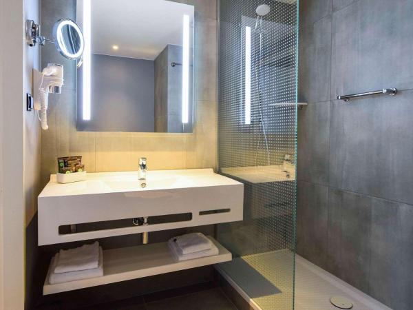 Novotel Szczecin Centrum : photo 4 de la chambre chambre double standard avec canapé