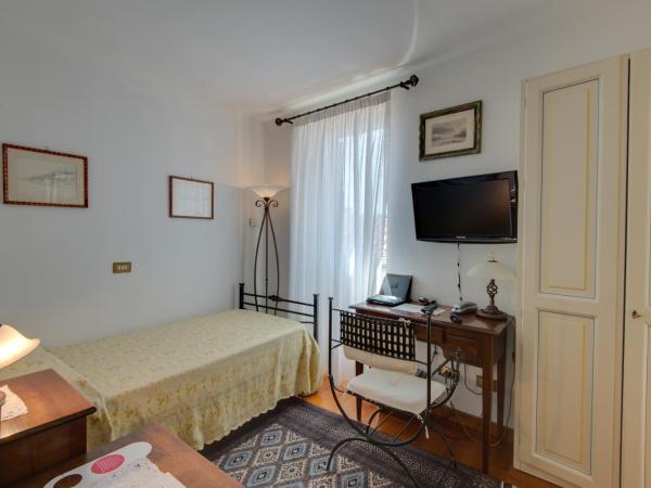 Villa Tuttorotto : photo 4 de la chambre chambre simple - vue sur mer