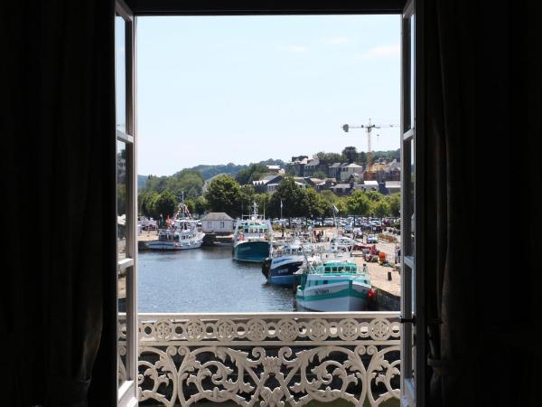 Best Western Le Cheval Blanc -Centre- Vieux Port : photo 4 de la chambre suite alphonse allais