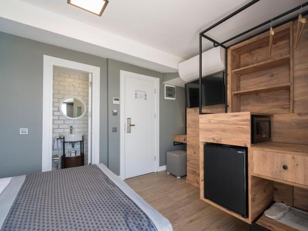 Pure Blanche Hotel : photo 7 de la chambre suite junior avec terrasse