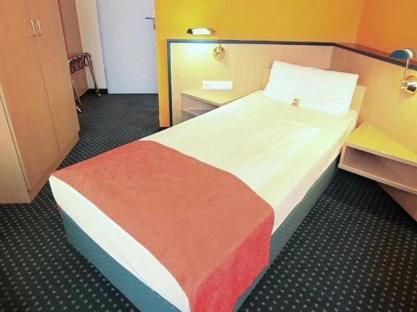 Superior Hotel Präsident : photo 3 de la chambre chambre simple