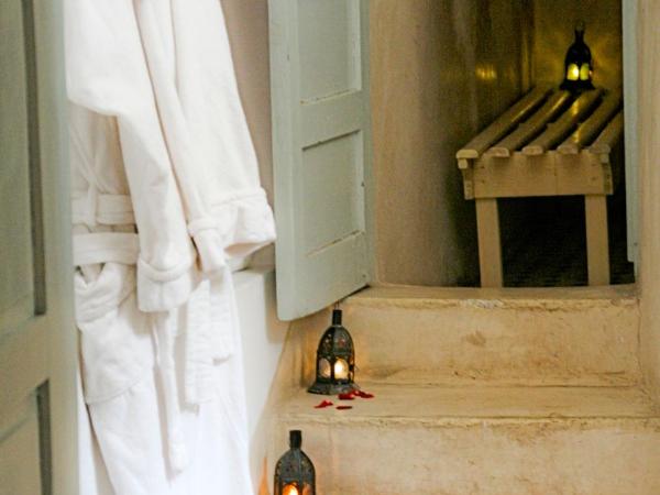 Riad Tizwa Marrakech : photo 6 de la chambre chambre double basique