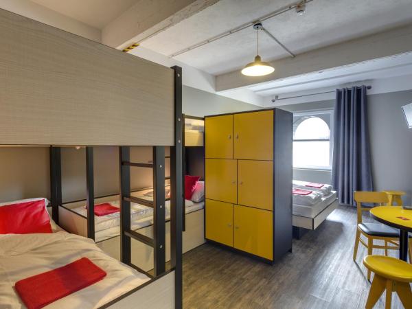 MEININGER Hotels Bruxelles City Center : photo 2 de la chambre chambre familiale
