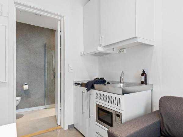 Aalesund City Apartment : photo 2 de la chambre small double room for 2 people