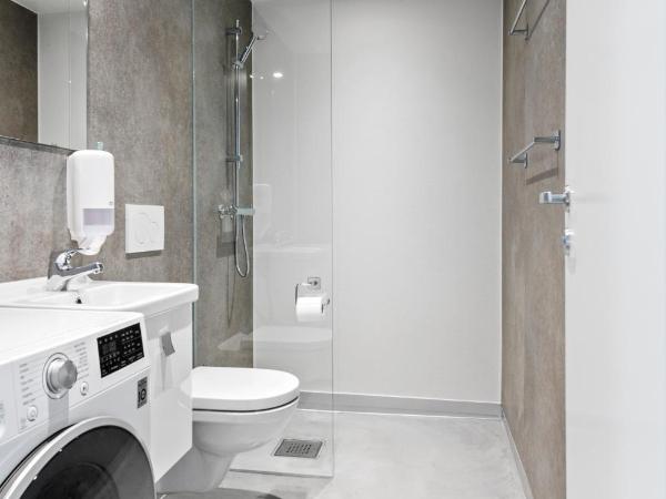 Aalesund City Apartment : photo 6 de la chambre small double room for 2 people