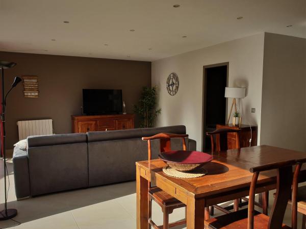 Résidence Pasino : photo 4 de la chambre appartement - vue sur jardin