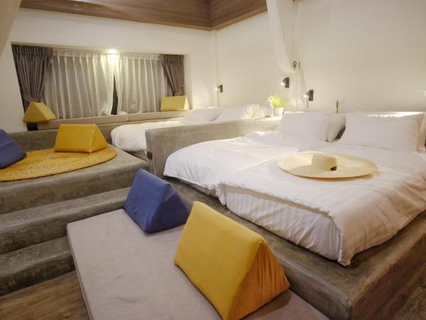 Krung Boutique Hotel : photo 2 de la chambre chambre double ou lits jumeaux deluxe - vue sur ville 