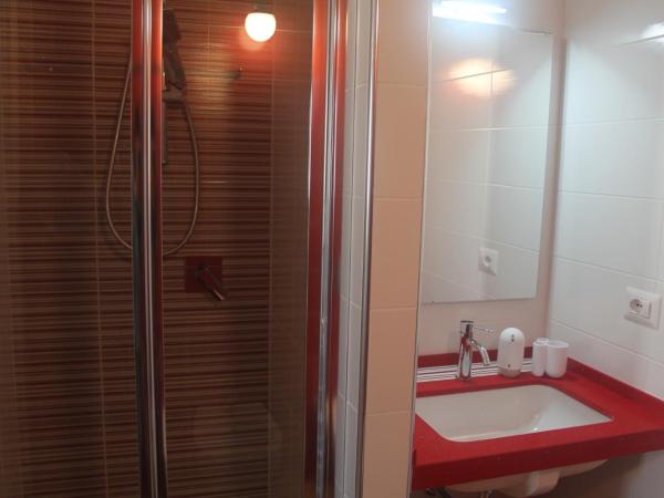 Blue Sea Rooms Apartment Cagliari : photo 7 de la chambre appartement 3 chambres