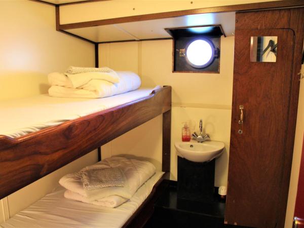 AmicitiA : photo 1 de la chambre cabine lits jumeaux