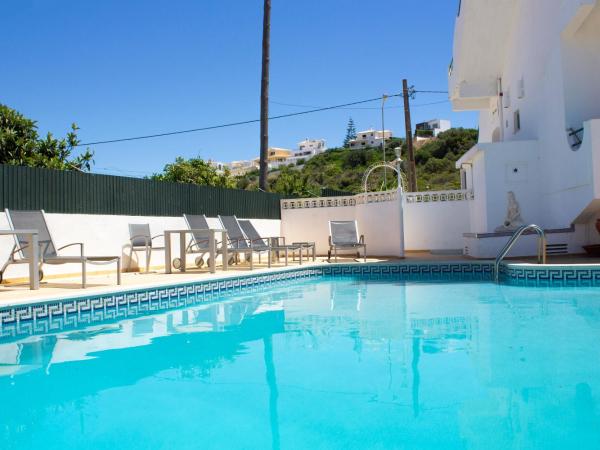 AAA Ana Albufeira Apartments : photo 10 de la chambre appartement avec balcon