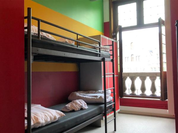 Antwerp City Hostel : photo 2 de la chambre lit dans dortoir mixte de 8 lits 