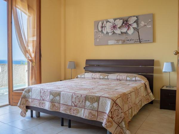 Terrazza sul Plemmirio : photo 1 de la chambre chambre double deluxe - vue sur mer