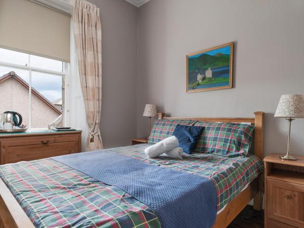 Aynetree Guest House : photo 1 de la chambre chambre double avec salle de bains privative