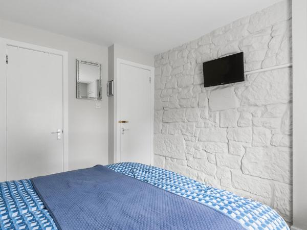 Aynetree Guest House : photo 4 de la chambre chambre double - vue sur jardin