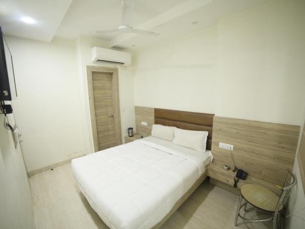 Hotel Shri Ram Residency : photo 4 de la chambre chambre double deluxe (2 adultes + 1 enfant)