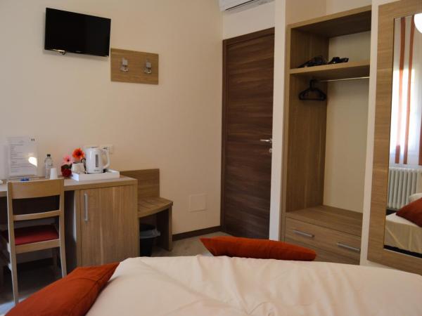 Palazzo Liberty BnB : photo 7 de la chambre chambre lits jumeaux avec balcon