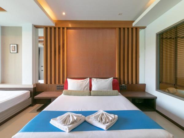 Mai Morn Resort SHA Plus : photo 5 de la chambre chambre lit king-size - vue sur piscine 