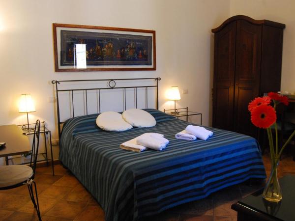 B&B Corte Barocca : photo 2 de la chambre chambre double