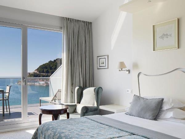 Hotel de Londres y de Inglaterra : photo 4 de la chambre hébergement mansardé avec terrasse - vue sur mer