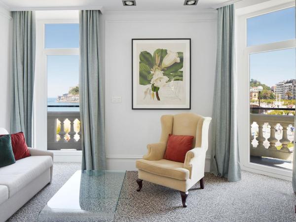 Hotel de Londres y de Inglaterra : photo 6 de la chambre suite junior - vue sur mer