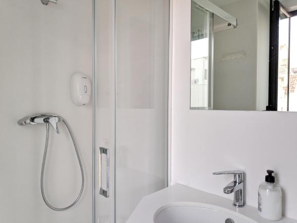 Broz Hostel : photo 4 de la chambre chambre double