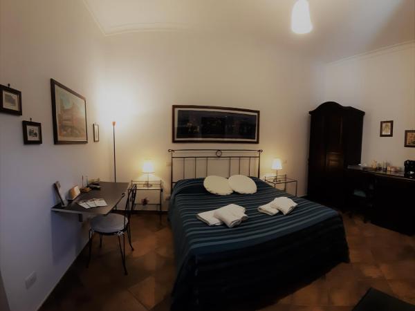 B&B Corte Barocca : photo 10 de la chambre chambre double