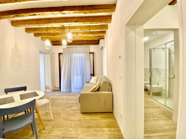 Suite House new apartments wi fi Venice island : photo 9 de la chambre appartement 1 chambre avec vue sur le canal