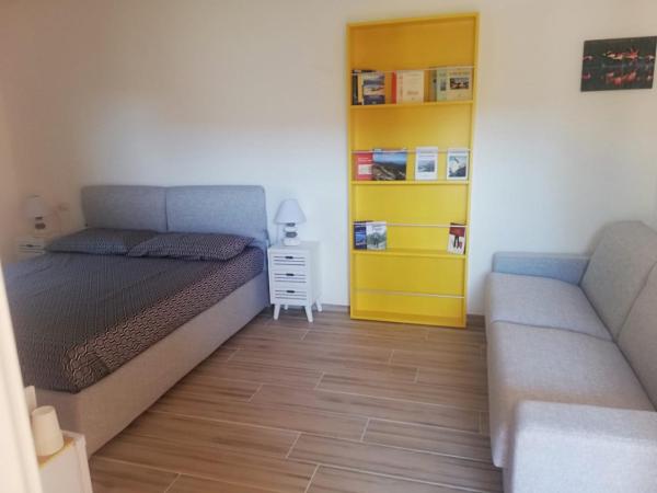 Flamingo Guest House- Rooms : photo 5 de la chambre chambre familiale avec salle de bains privative