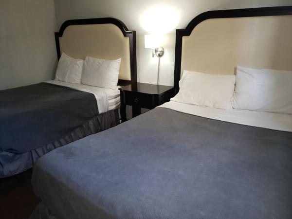 Niagara Falls Courtside Inn : photo 6 de la chambre suite familiale 2 chambres