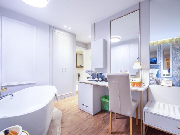 Luxury rooms Kadena : photo 7 de la chambre chambre double deluxe avec baignoire