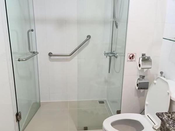 Casa Blanca Boutique Hotel - SHA Plus : photo 10 de la chambre premium deluxe double room city view with balcony