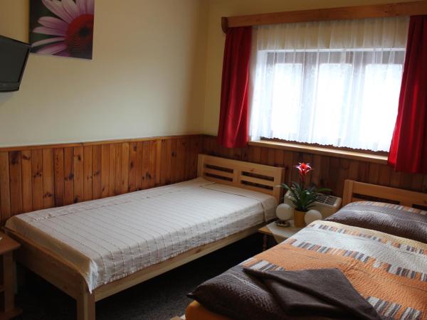 Penzion Chaloupka : photo 9 de la chambre chambre triple basique