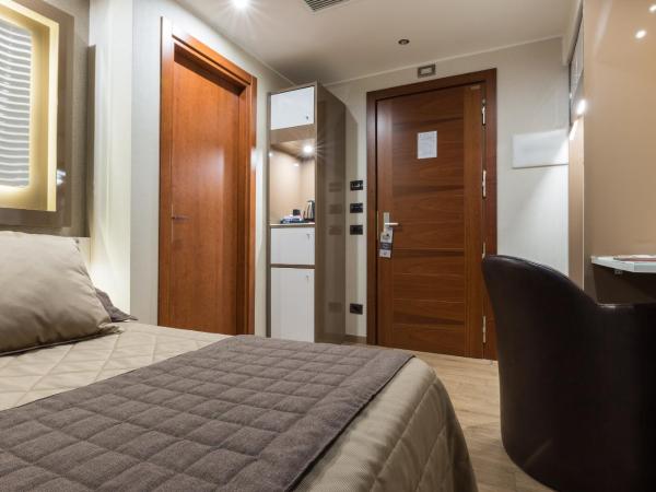 Magri's Hotel : photo 3 de la chambre chambre triple basique