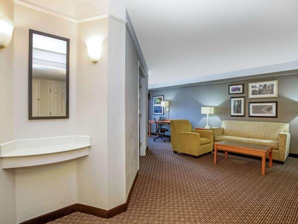 La Quinta by Wyndham Tucson Airport : photo 3 de la chambre suite 1 chambre lit king-size - non-fumeurs