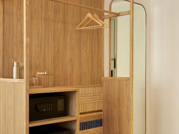 ASAI Bangkok Chinatown : photo 4 de la chambre hébergement lits jumeaux spacieux - vue sur cour