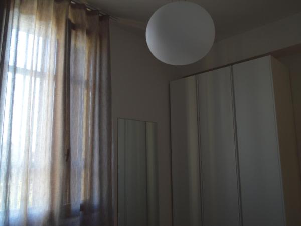 Camere Scandellara 24 : photo 8 de la chambre appartement avec balcon