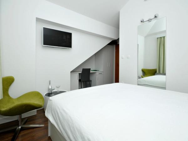 Heritage Hotel Vila Sikaa : photo 8 de la chambre chambre double - vue sur mer