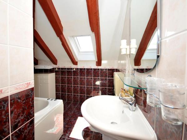 Heritage Hotel Vila Sikaa : photo 6 de la chambre chambre double